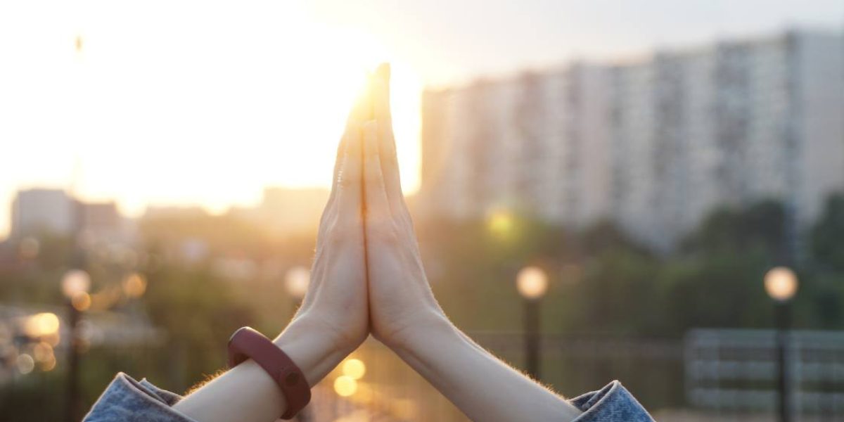 Embracing Gratitude: 50 Questions to Illustrate Your Daily Blessings